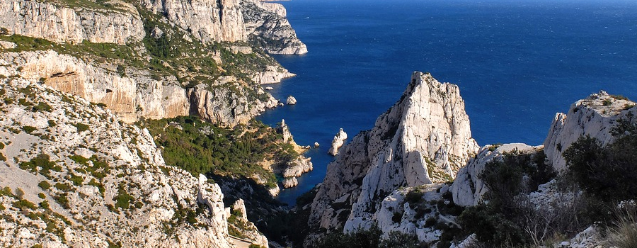 Découvrir les calanques avec des enfants Visiter les calanques de Cassis en famille