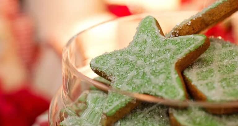 Marché des 13 desserts et des produits du terroir : la table de Noël provençale place François Villon