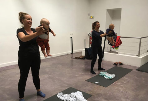 Gym maman bébé avec a Little Family