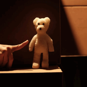 Coffre - Spectacle pour marionnette et doudou