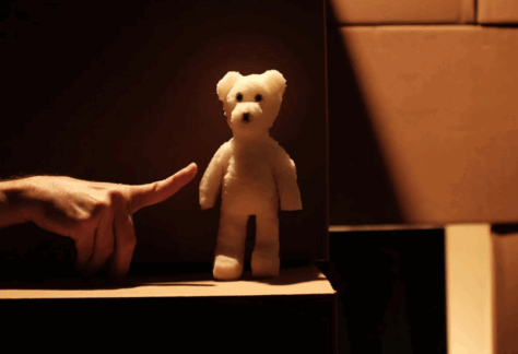 Coffre - Spectacle pour marionnette et doudou