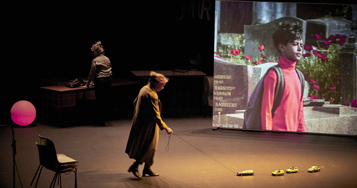 « Oiseau » au Zef : un spectacle tendre et lumineux à voir en famille