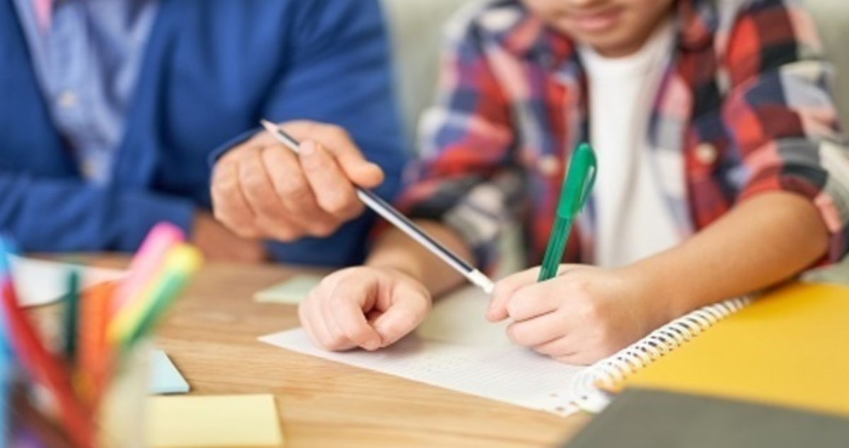 Aide aux devoirs à l'Alcazar