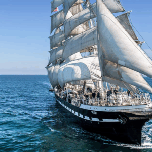 Le Belem au Vieux-Port de Marseille