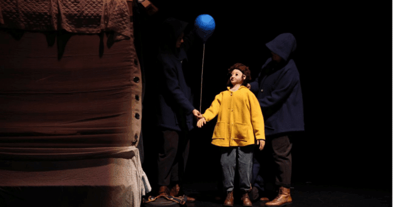 Ombre : cirque et marionnettes s&rsquo;unissent pour un conte poétique aux Bernardines