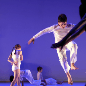 La Biennale d'Aix : un week-end pour danser en famille dans la ville !