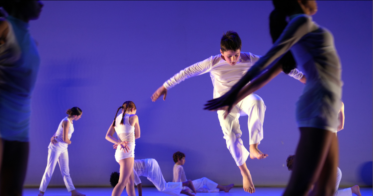 La Biennale d'Aix : un week-end pour danser en famille dans la ville !