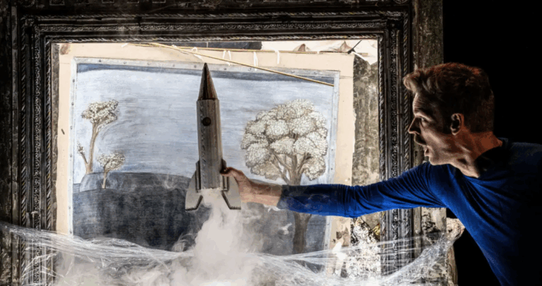 Fusées : perdus dans l&rsquo;Espace, un spectacle sur le temps et l&rsquo;attente à La Criée