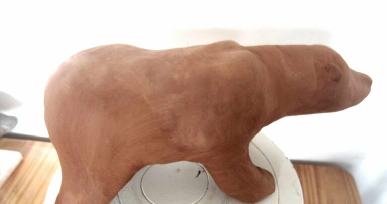 Atelier Le Modeleur : les animaux du musée en argile au Château de l&rsquo;Empéri