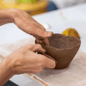 Initiation au modelage - Atelier et le gris devient bleu