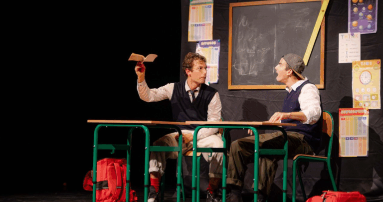 Le Cartable rouge : dès 5 ans Théâtre du Jeu de Paume
