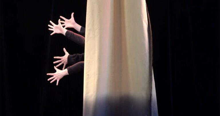 Murmures : spectacle de danse dans la forêt magique pour les enfants au ZEF