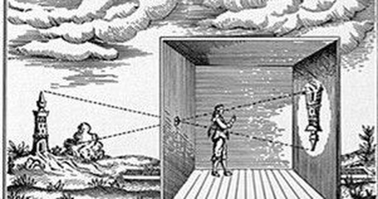 La Camera Obscura s&rsquo;installe aux Alyscamps : la préhistoire de la photo à découvrir en famille