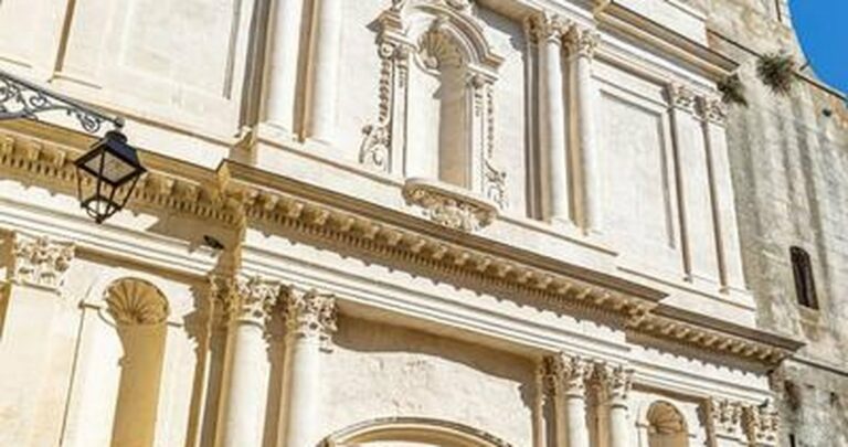 Arles — Deux Raspal restaurés à l'église Saint-Julien