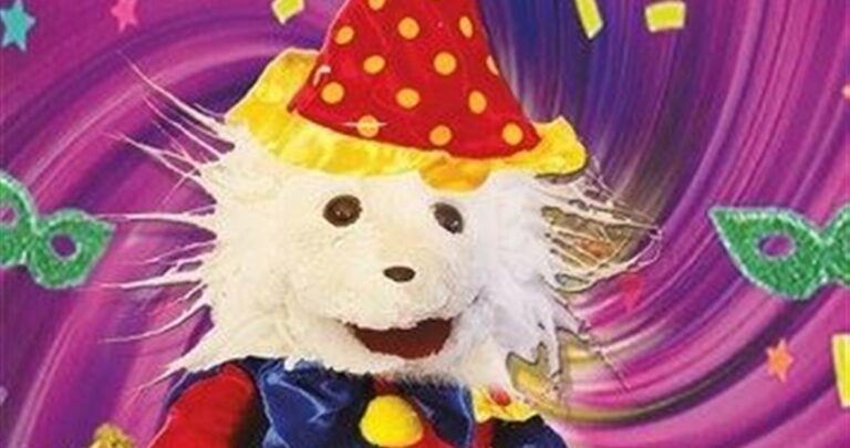 Jacky fait son carnaval : le petit singe facétieux se cherche un déguisement