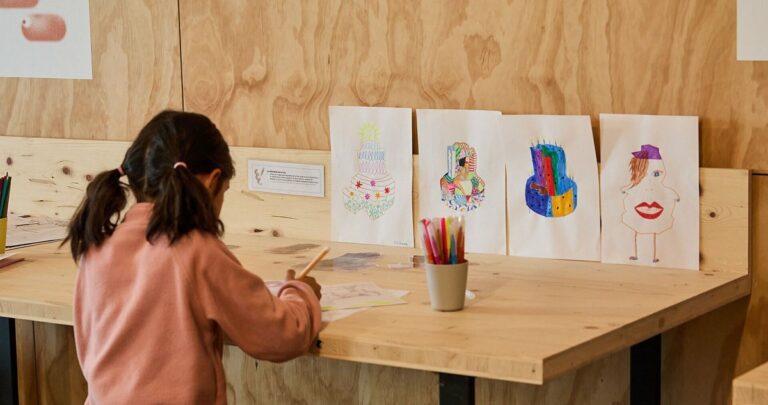 Le rendez-vous des enfants : un espace d&rsquo;éveil et de création pour les 0-12 ans à LUMA Arles