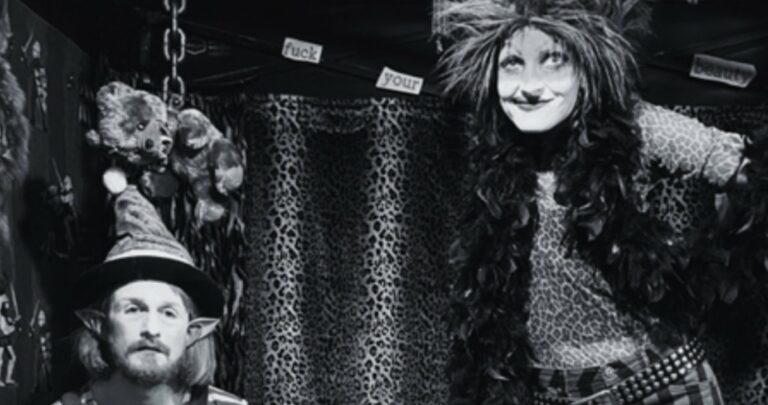 Boucle d&rsquo;or : le conte revisité version punk et clownesque, à L&rsquo;Ouvre-Boîte (Mômaix)