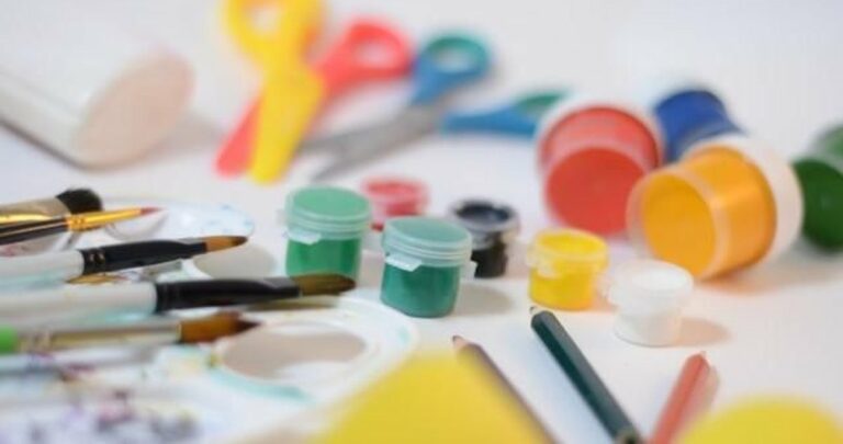 Atelier art-thérapie parent-enfant à la médiathèque Louis Aragon de Martigues, dès 8 ans