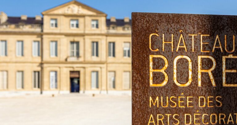 Folles époques : une visite animée dès 7 ans de l’exposition Art nouveau – Art déco au Château Borély