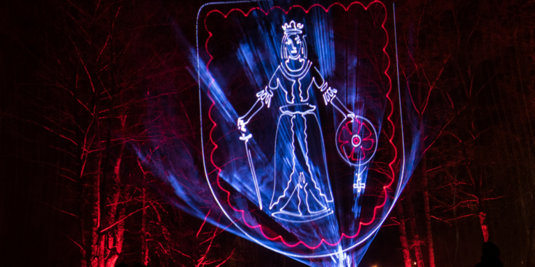 Mapping calendrier de l&rsquo;Avent sur la Halle aux Grains : une surprise lumineuse chaque soir